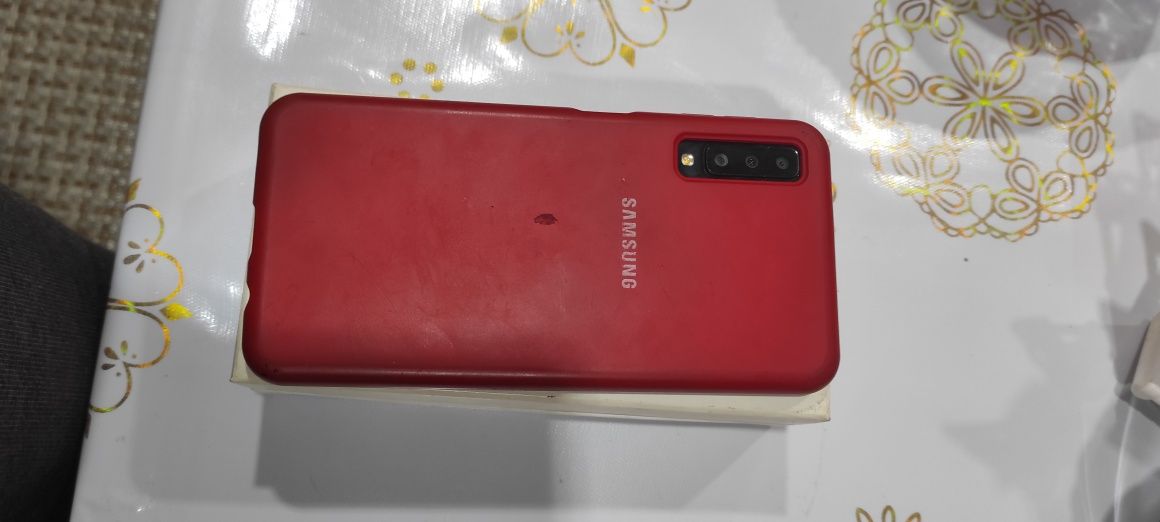 Продам Samsung A7