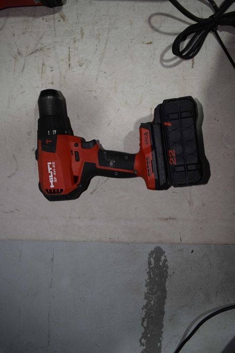 Set Hilti 22V  Mașină de găurit SF 4H-22 + Ciocan rotopercutor TE 4-22