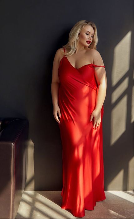 Продам платье плюс сайз