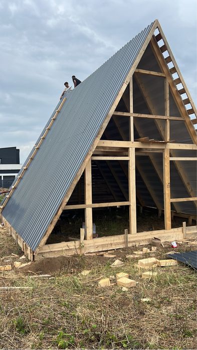 Cabane din lemn uscat si masiv