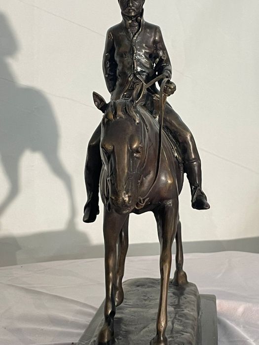 Statueta***bronz***calaret