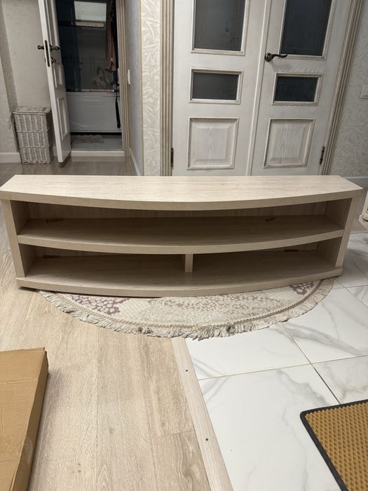 продам тв полку в отличном состоянии