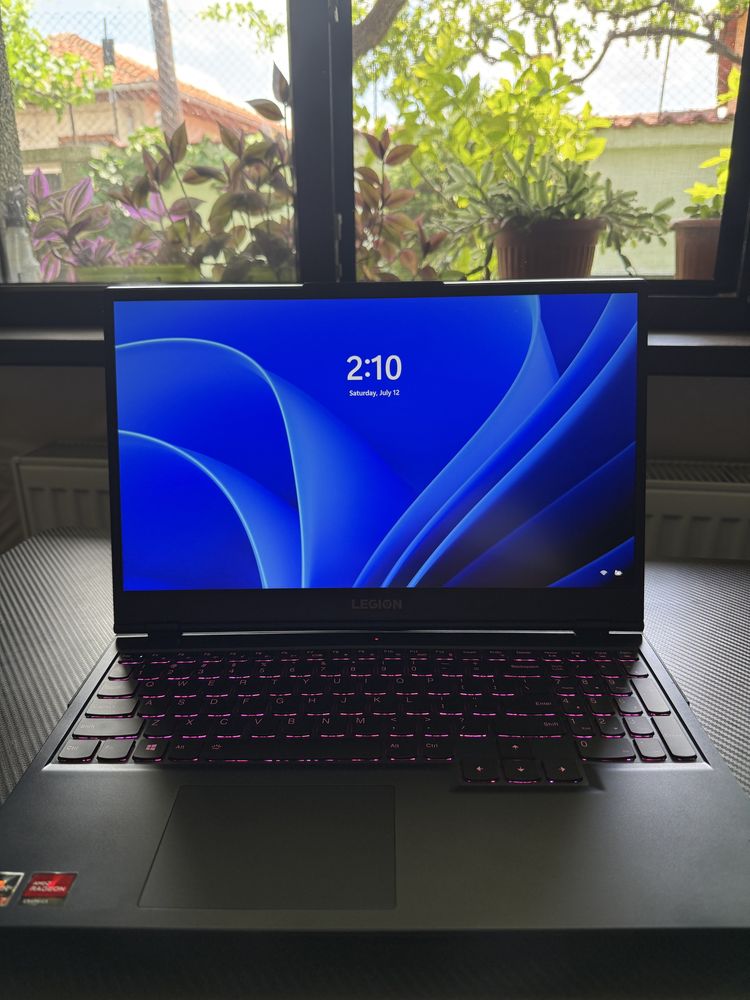 Геймърски лаптоп Lenovo Legion 5