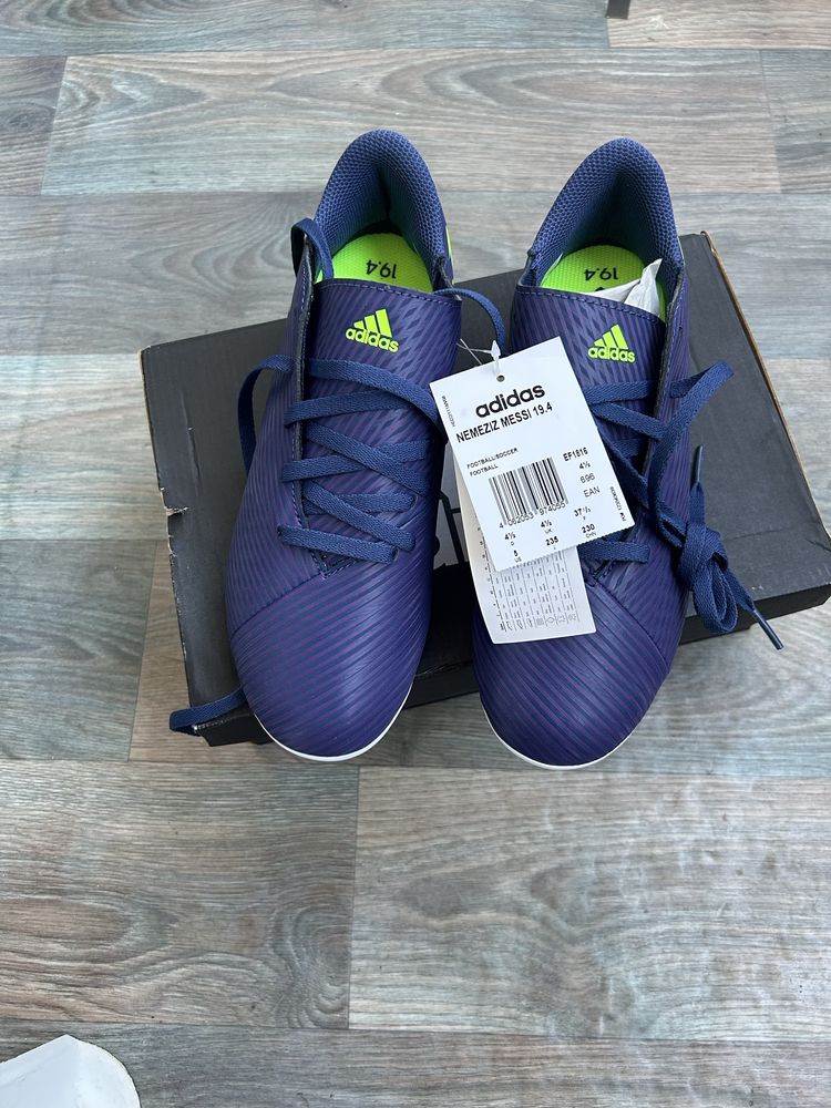 Бутонки Adidas