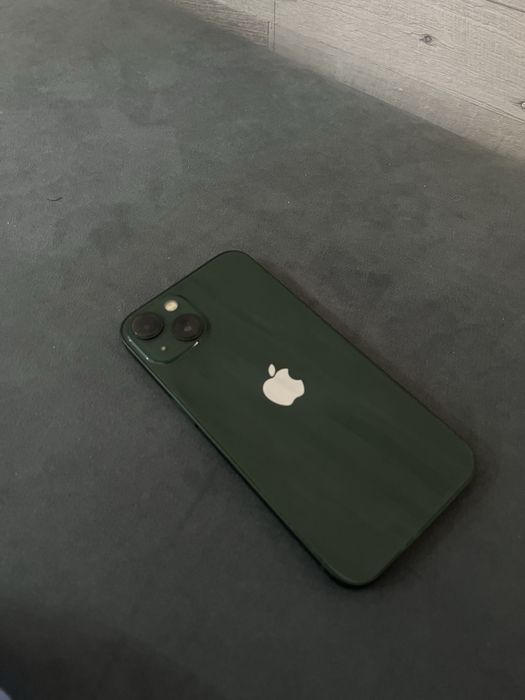 iPhone 13 256Гб продам 140,000тг