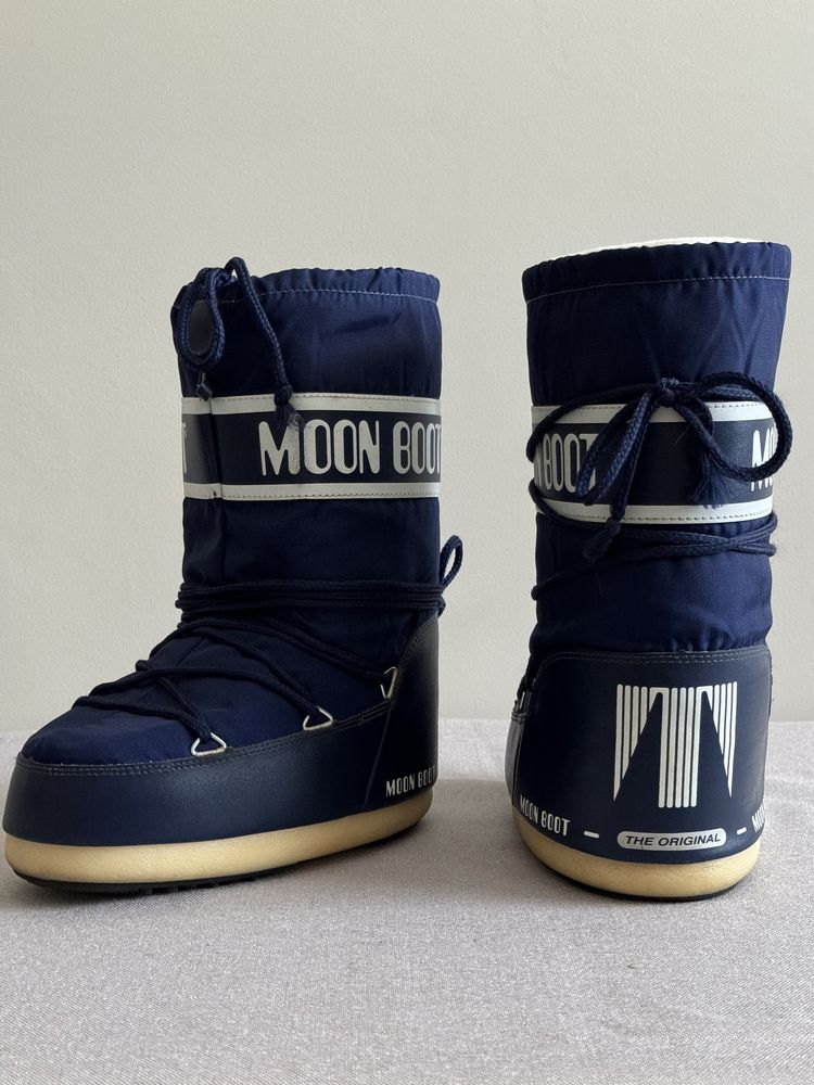 Зимняя обувь Moon Boot