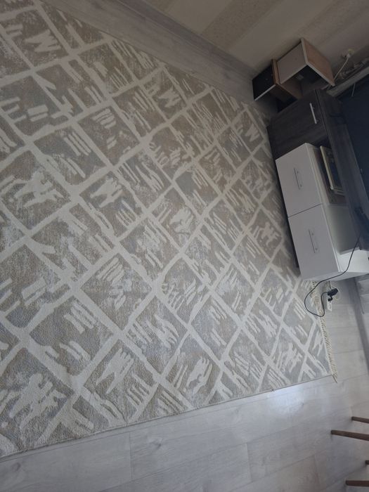 Ковер 2/4размером бу