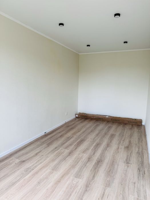 Продам 2-комнатную квартиру в центре города