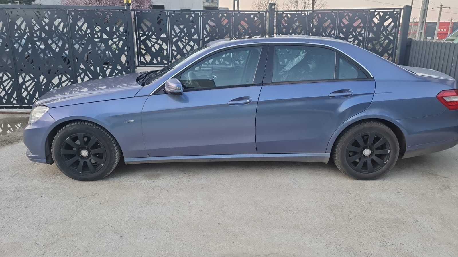 Mercedes-Benz E200 BlueEFFICIENCY
