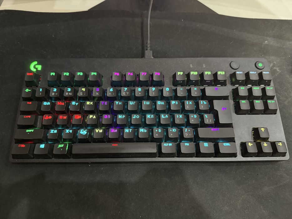 Клавиатура Logitech G Pro