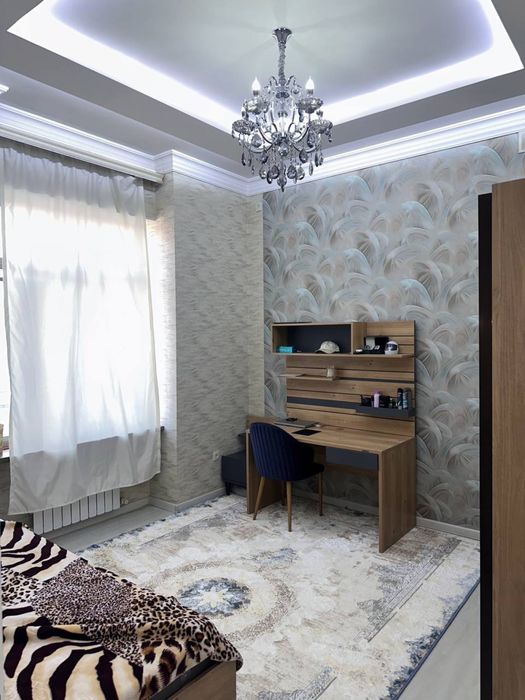 Sergeli hovli sotiladi 2.5 sotiq tayyor yashashga