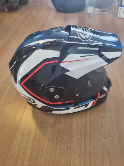 Vand Casca Arai Tour X4