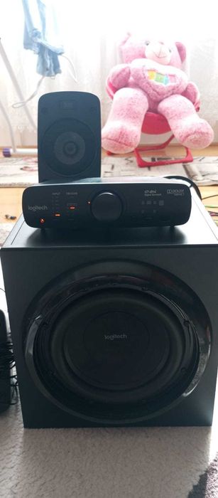 Sistem 5.1 Logitech sounds surrond z906