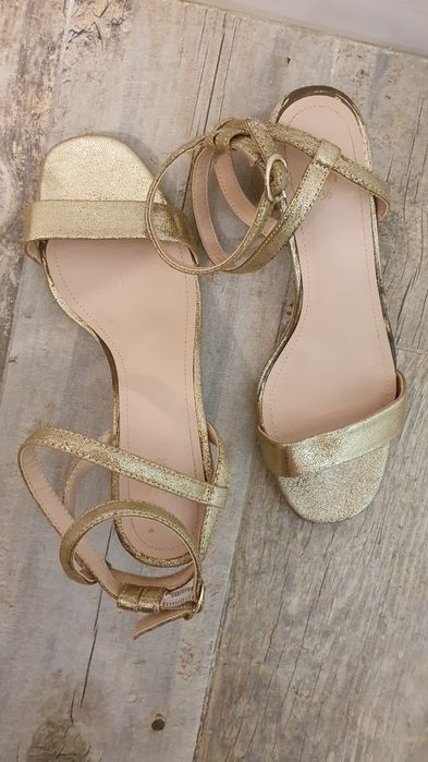 Sandale H&M aurii 36