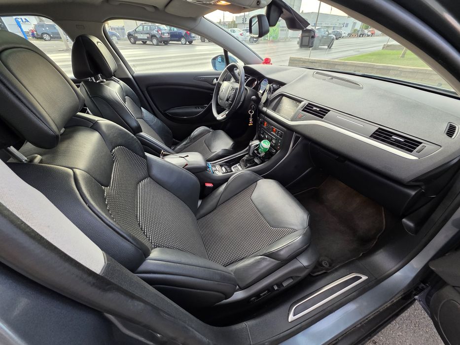 Citroen C5 X7 2013 2.2 HDI 204 CP