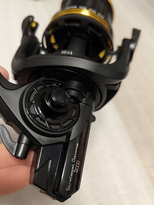 SET 2 Mulinete PRO FL Strategist Distance 8000 10+1 Rulmenti NEW 2024