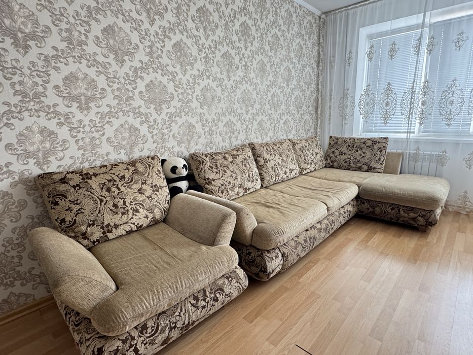 Диван с креслом продам не дорого