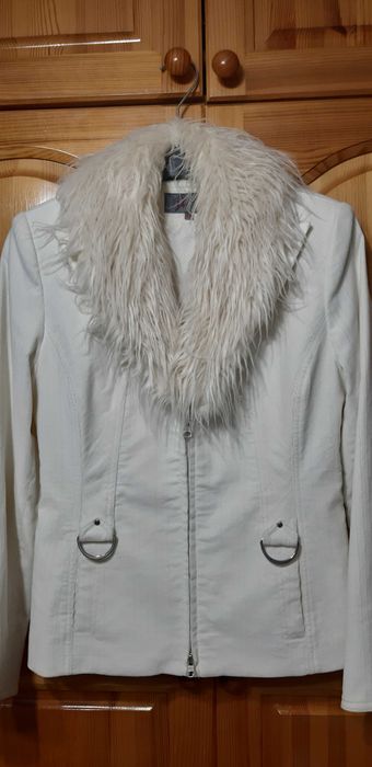 Костюм с Подвижна Яка с КОСЪМ на "Rosi fashion"!САКО и ПОЛА! НОВ!