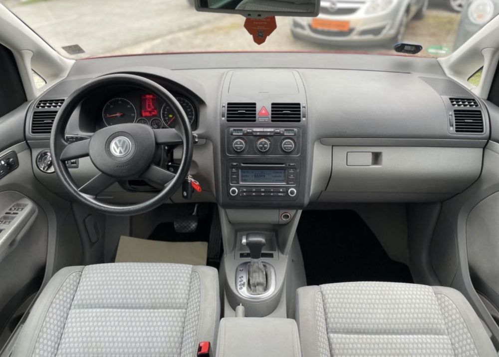 VW Touran 1.6FSI 116кс на части