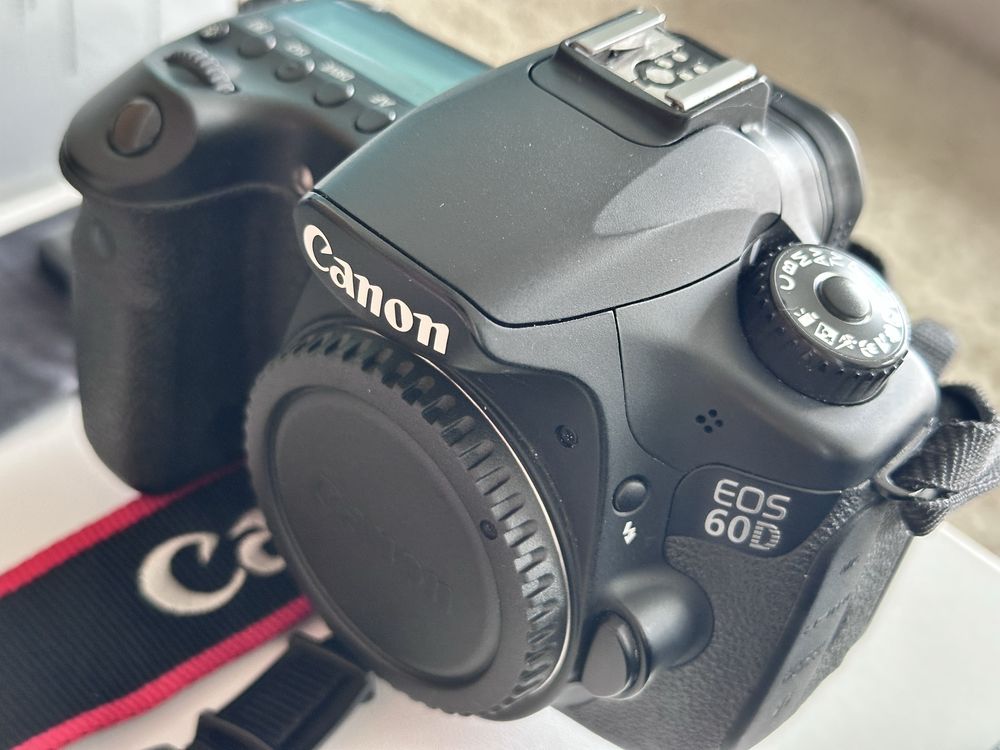 Canon eos 60d, обективи еfs 18-135, 10-18