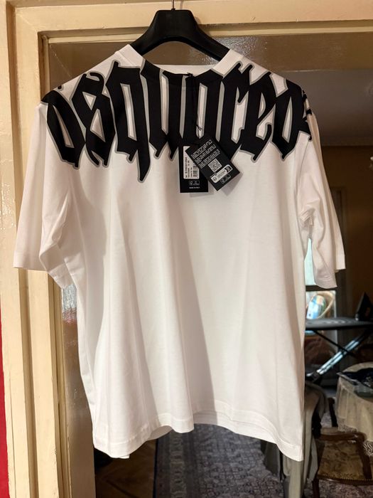 DSQUARED2 нова оригинална тениска размер XXL