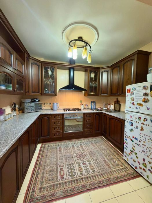 5/3/5 Массив Карасу-1 М.Улугбекский Район