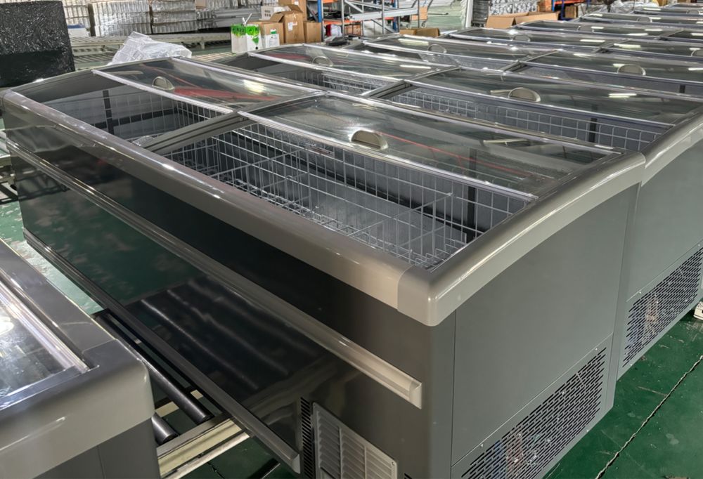 Lada frigorifica 250cm lungime noua