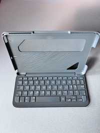 Husa Logitech cu keyboard