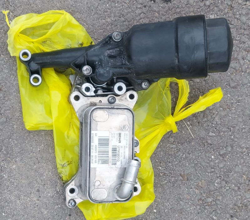 Маслен охладител за mercedes 651