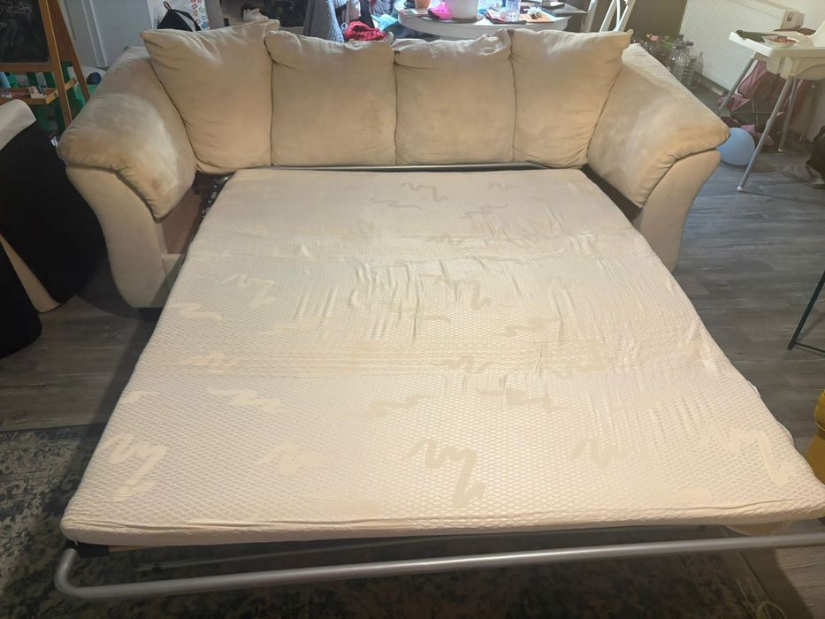 Vand canapea extensibila -Mobexpert - 1500 lei