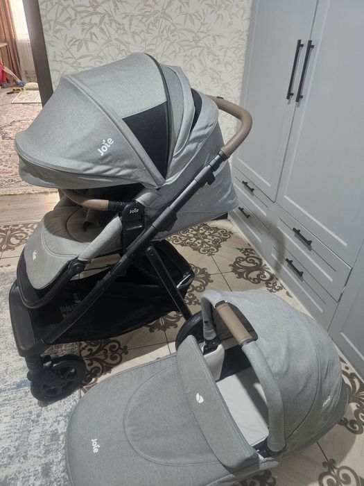 Продаётся новая Joly  коляска 2/1