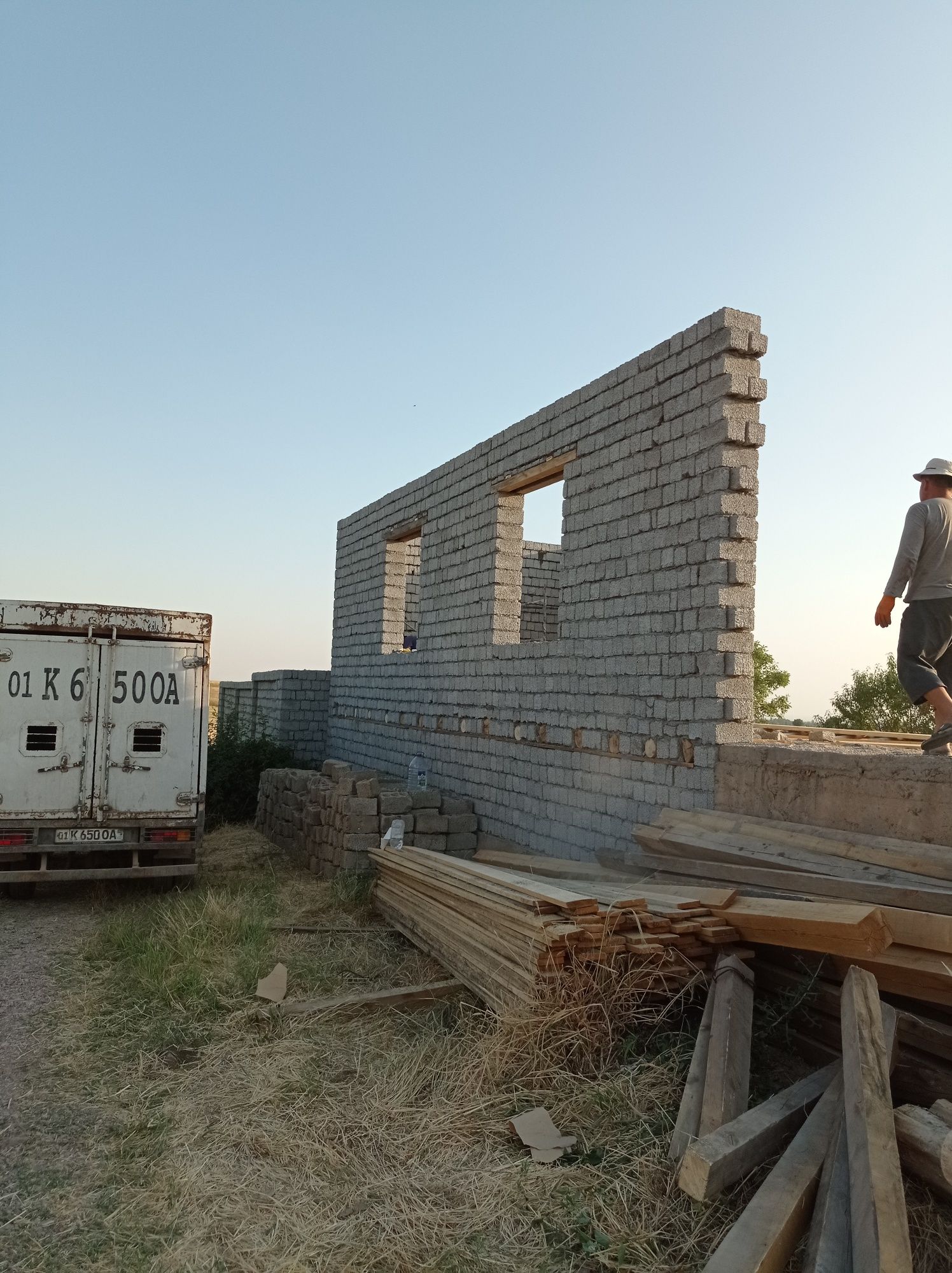 Toshkent buylab uylar quramiz