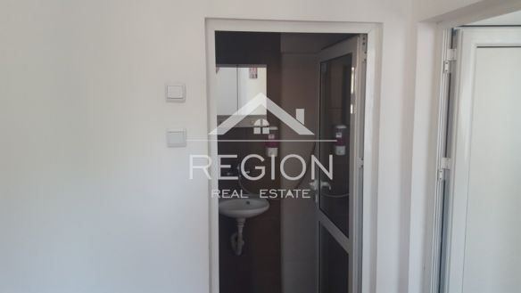 Дава се под наем Двустаен апартамент в Варна, Център - 56 кв.м за 351.9 € - Снимка #9