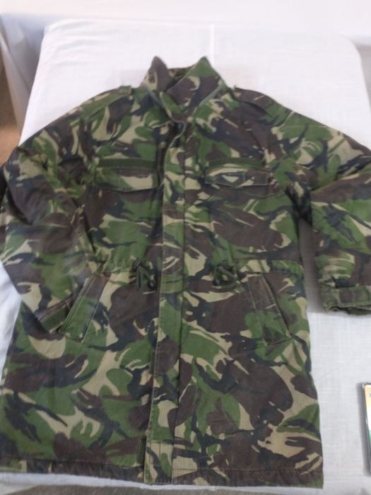 Scurtă camuflaj matlasată