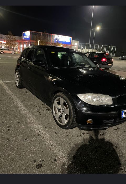 Vând piese seria 1 2006, motor 1.6 benzina de 105 cai.
Desfa