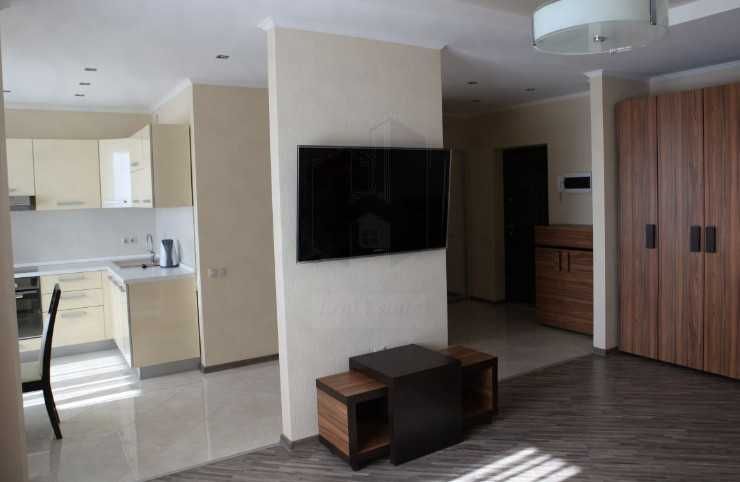 Дава се под наем Едностаен апартамент в Пловдив, Изгрев - 45 кв.м за 178.5 € - Снимка #3