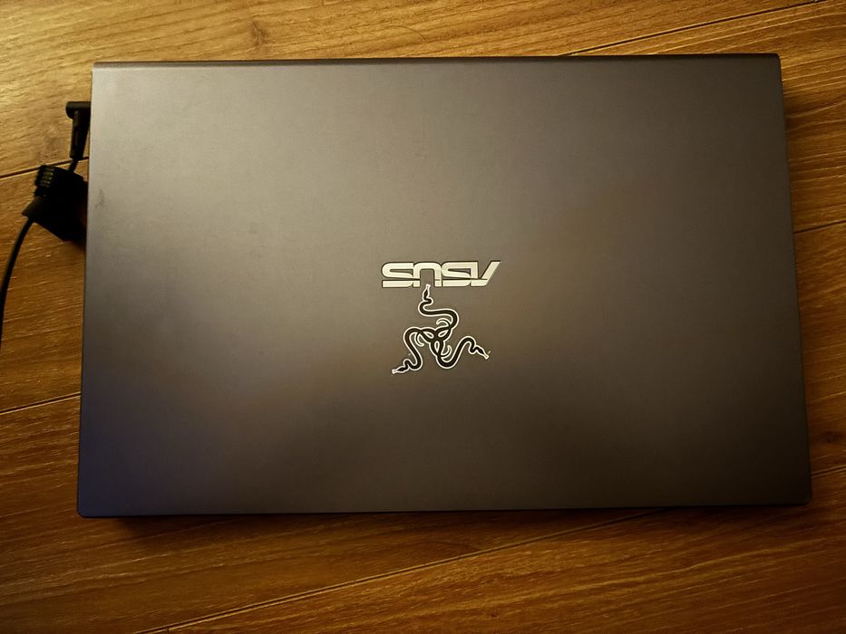 Laptop Asus Vivobook