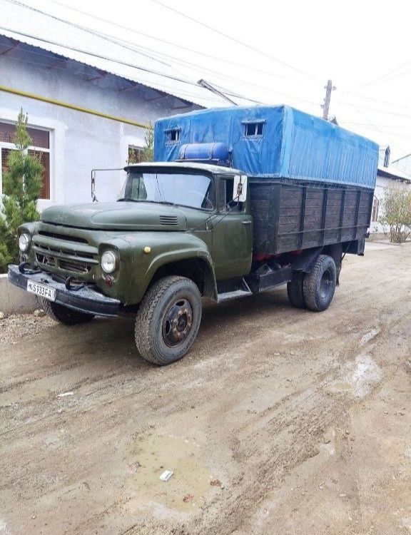 Zil 130 sotiladi