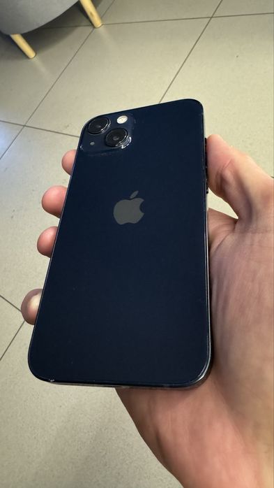 iPhone 13 256gb не вскрывался (с коробкой)