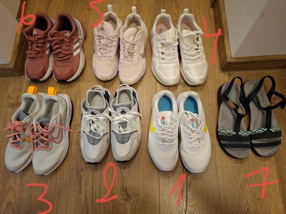 Маратонки Nike, Adidas, Skechers