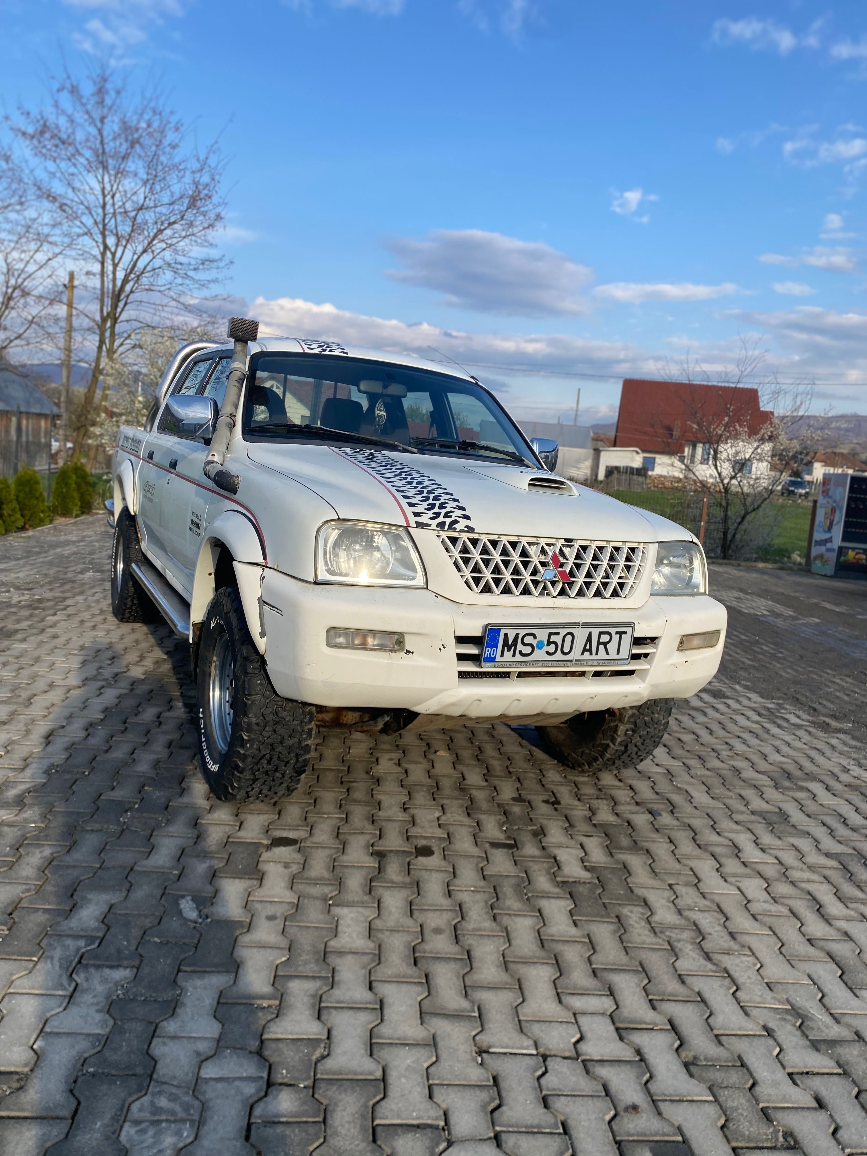 Mitsubishi l200 2.5