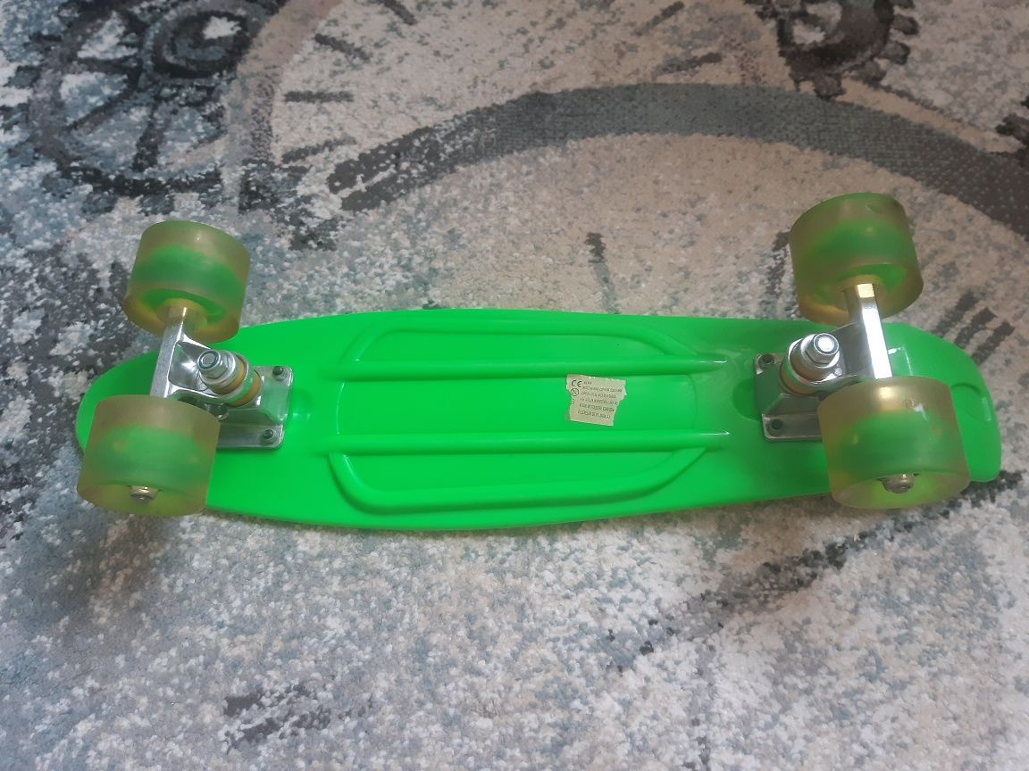 Penny board cu lumini