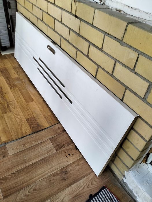 Межкомнатный дверь