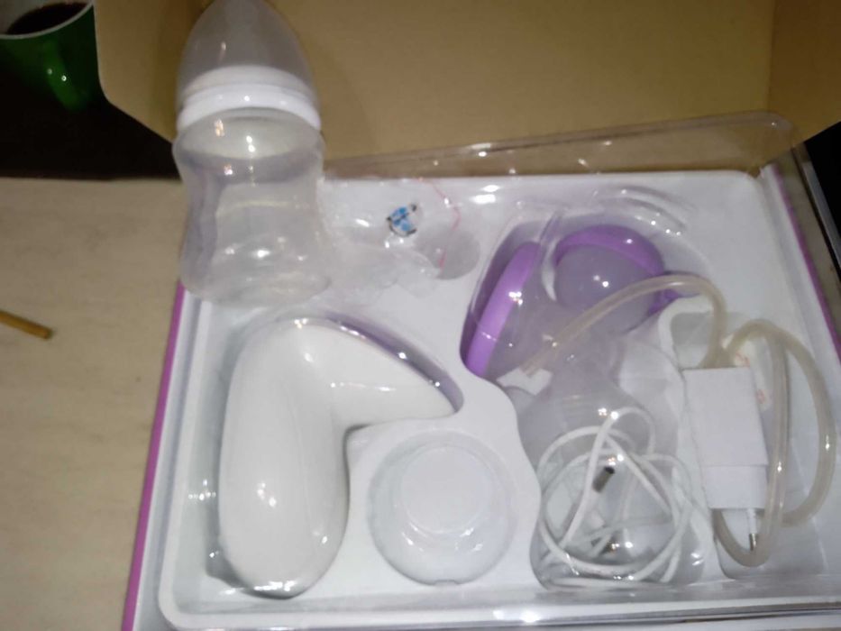 Vând pompa electrica cu funcție de masaj