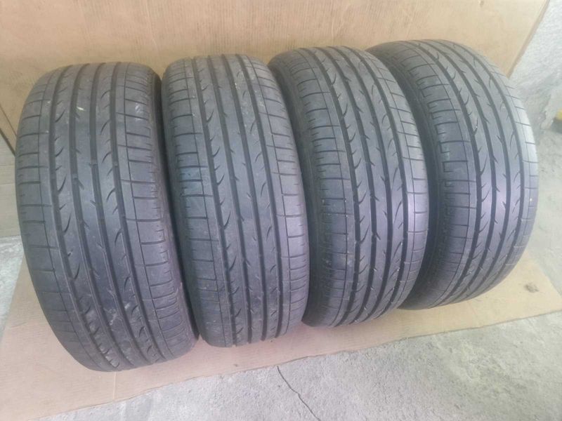 4 Bridgestone R19 235/55
летни гуми
DOT0720