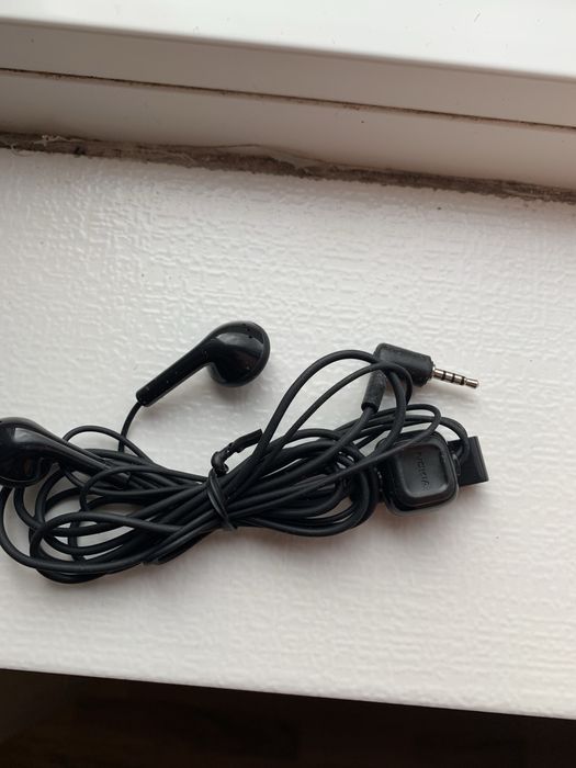 Casti Nokia originale Noi , mufa subtire 2,5mm