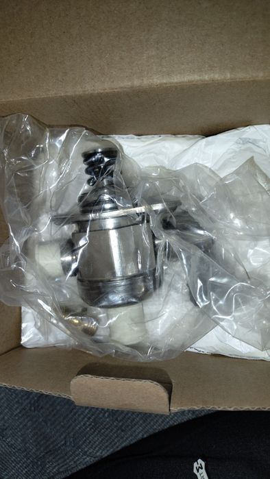 Продам тнвд шкода йети 2013 года 1.8 об. Новый