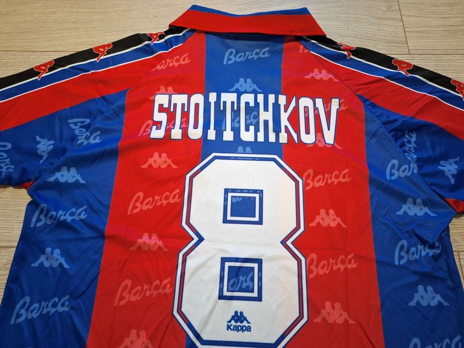 Футболна фланелка на Христо Стоичков #Барселона #ретро модел 1997/98!