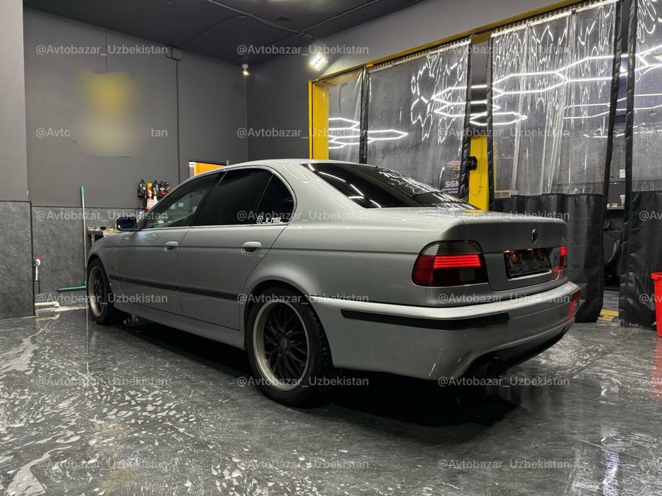 •BMW E39 1996 “Restyling” •