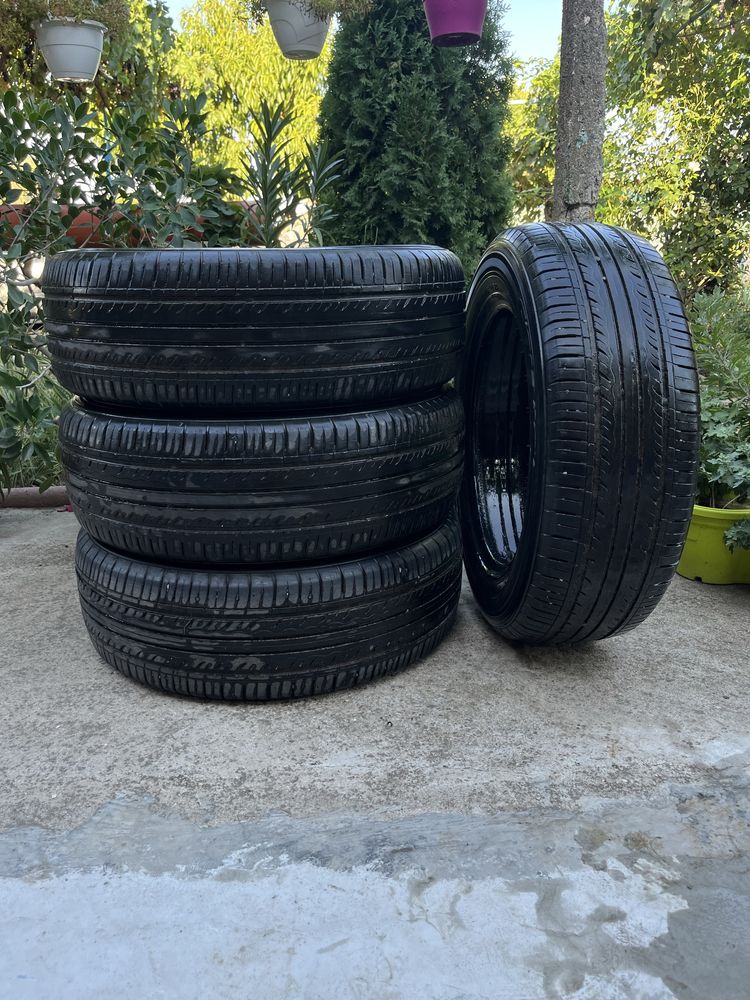 4бр летни гуми 205 65 16 kumho solus